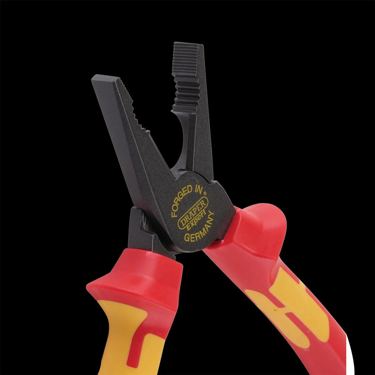 Draper XP1000 VDE Hi-Leverage Combination Pliers 180mm Tethered 99503  White Rose Tools