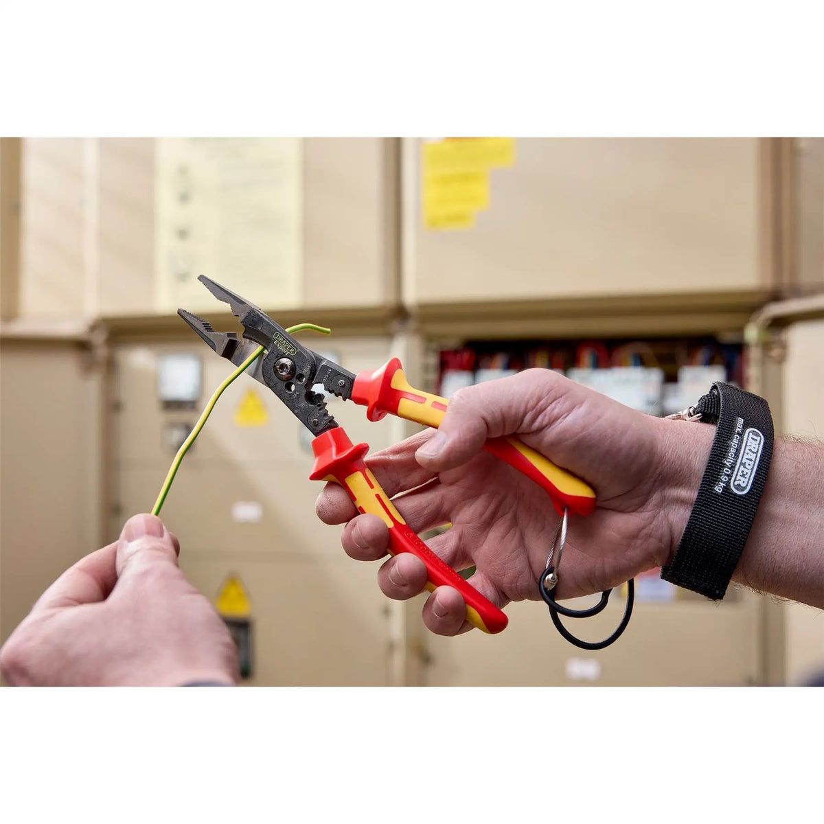 Draper XP1000 VDE Tethered 8-in-1 Electricians Pliers 215mm 94605  White Rose Tools