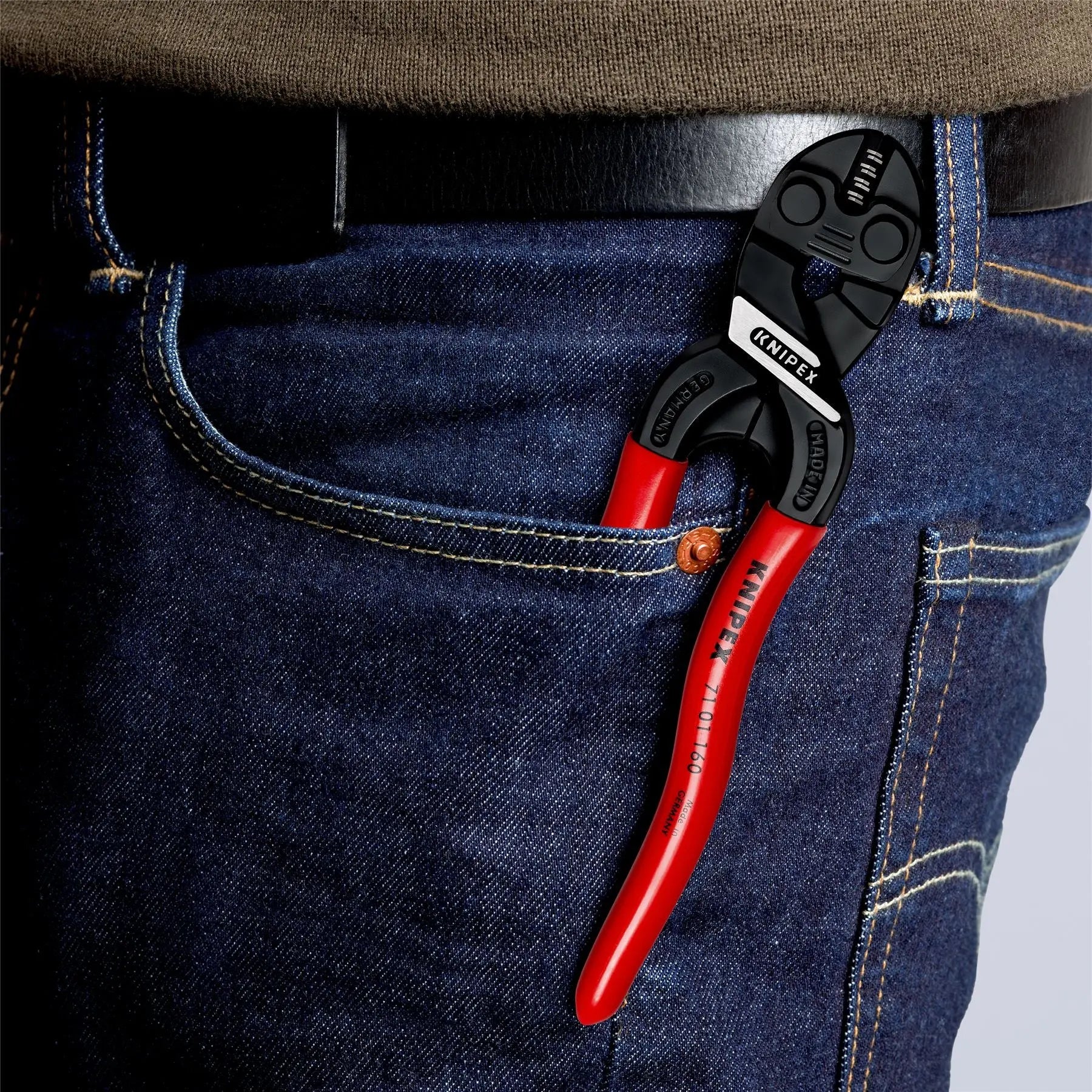 KNIPEX Compact Bolt Cutters CoBolt S Cutting Pliers 160mm Plastic Coated Handles 71 01 160 SB  White Rose Tools