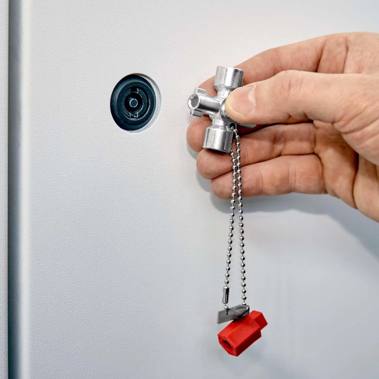 KNIPEX Control Cabinet Key for All Standard Cabinets and Shut Off Systems 00 11 02  White Rose Tools