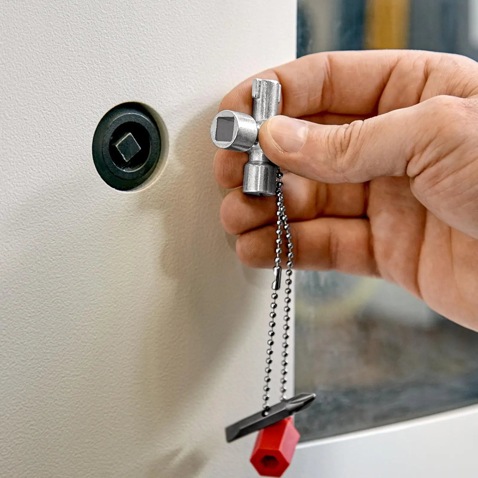 KNIPEX Control Cabinet Key for All Standard Cabinets and Shut Off Systems 00 11 02  White Rose Tools