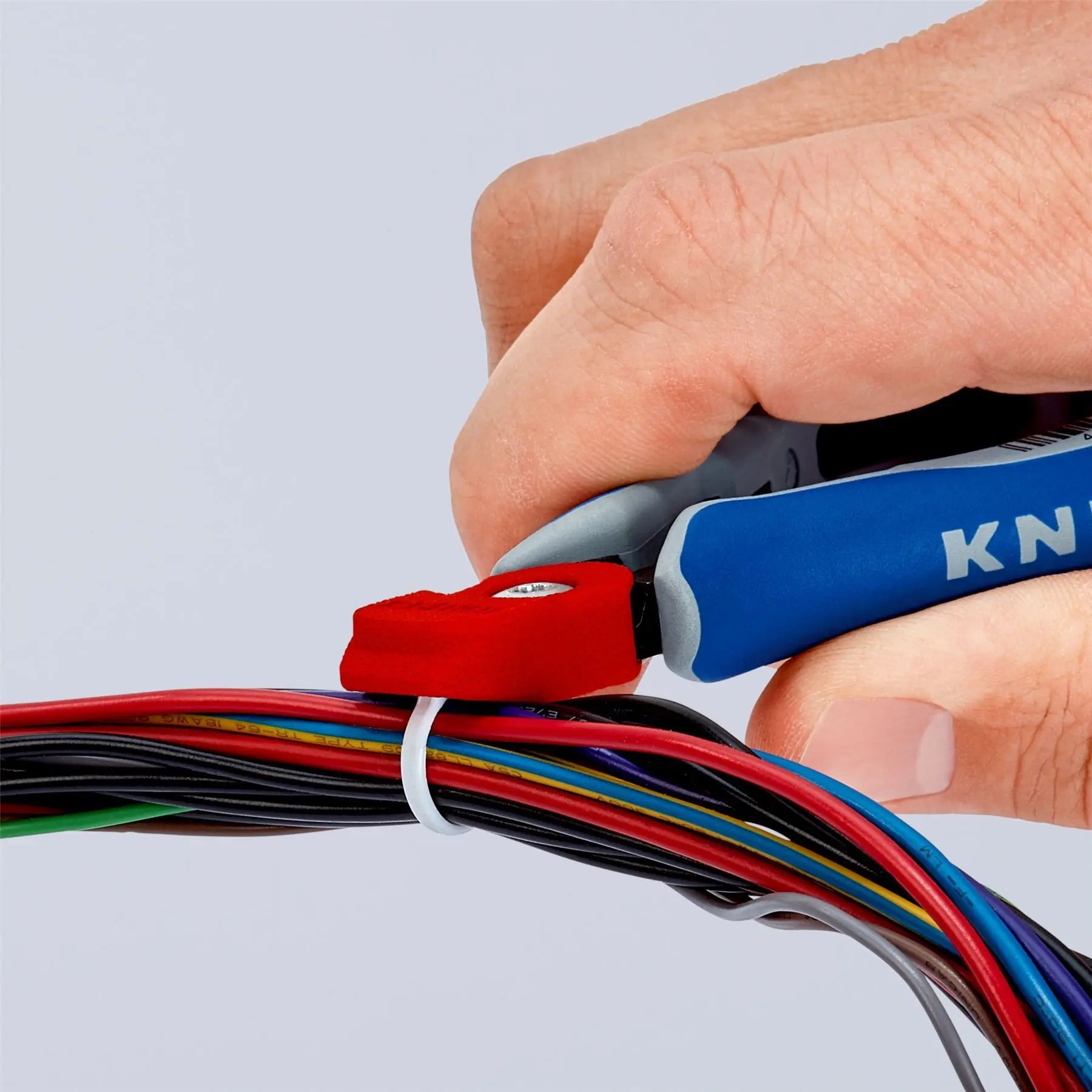 KNIPEX Material Catcher for 79 02 / 22 125 ESD Prevents Cut Material from Falling Down 00 11 V79  White Rose Tools