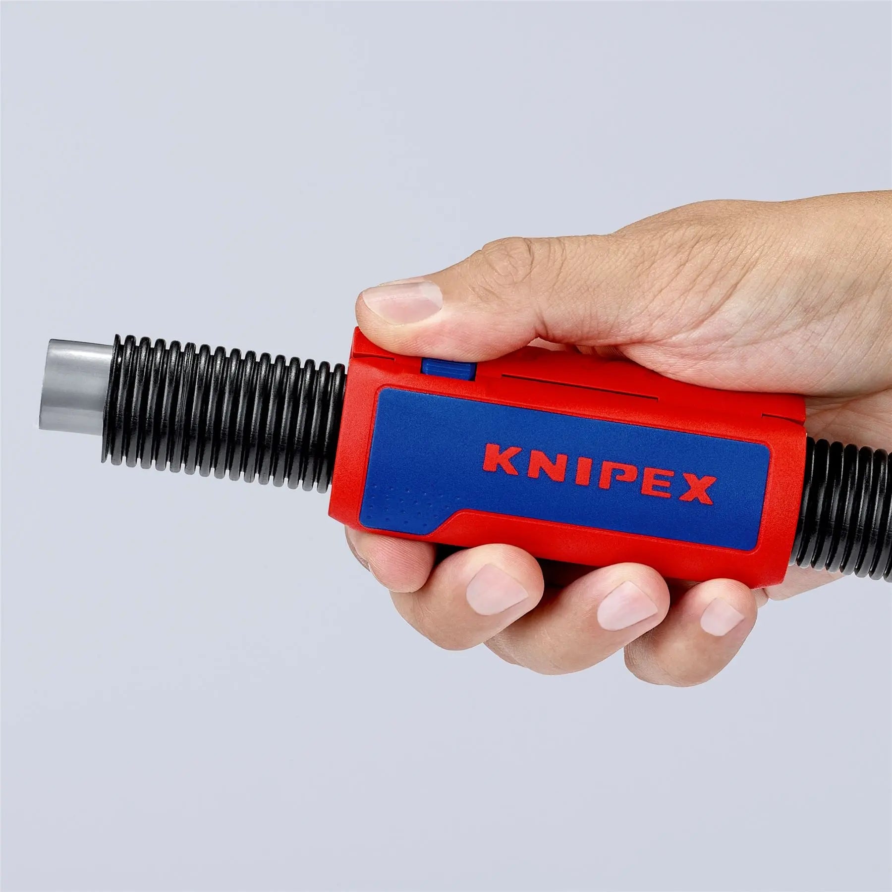 KNIPEX TwistCut Corrugated Pipe Cutter 13-32mm Diameter Capacity 100mm 90 22 01 SB  White Rose Tools