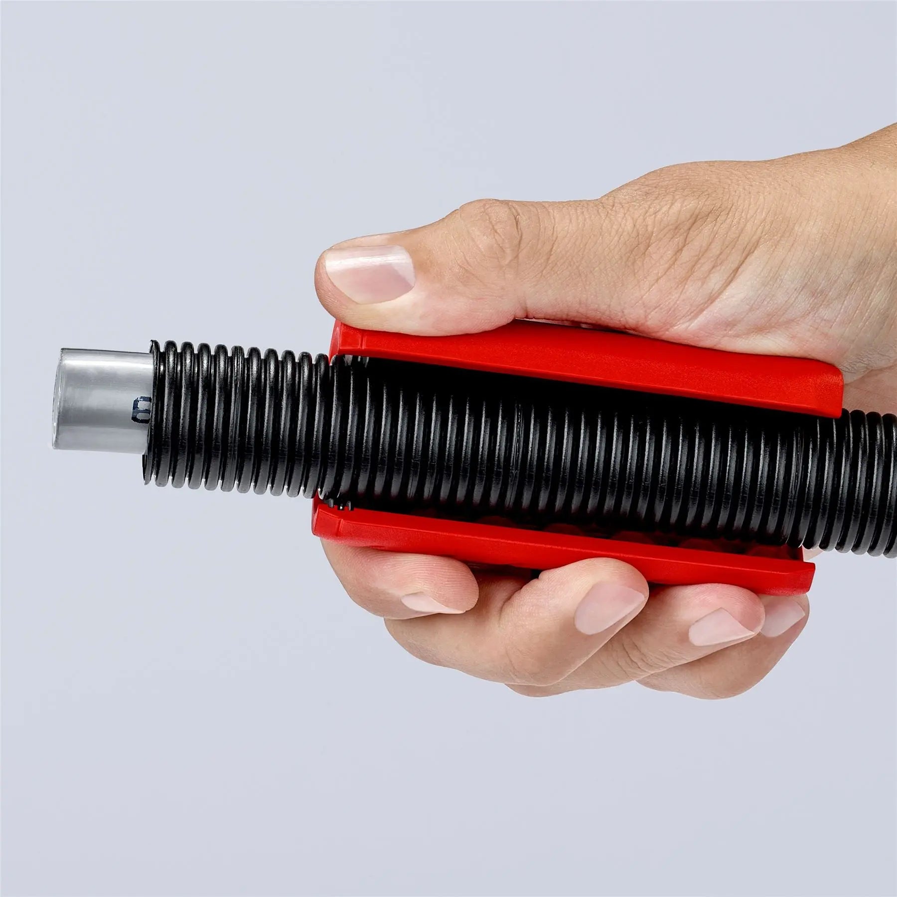 KNIPEX TwistCut Corrugated Pipe Cutter 13-32mm Diameter Capacity 100mm 90 22 01 SB  White Rose Tools