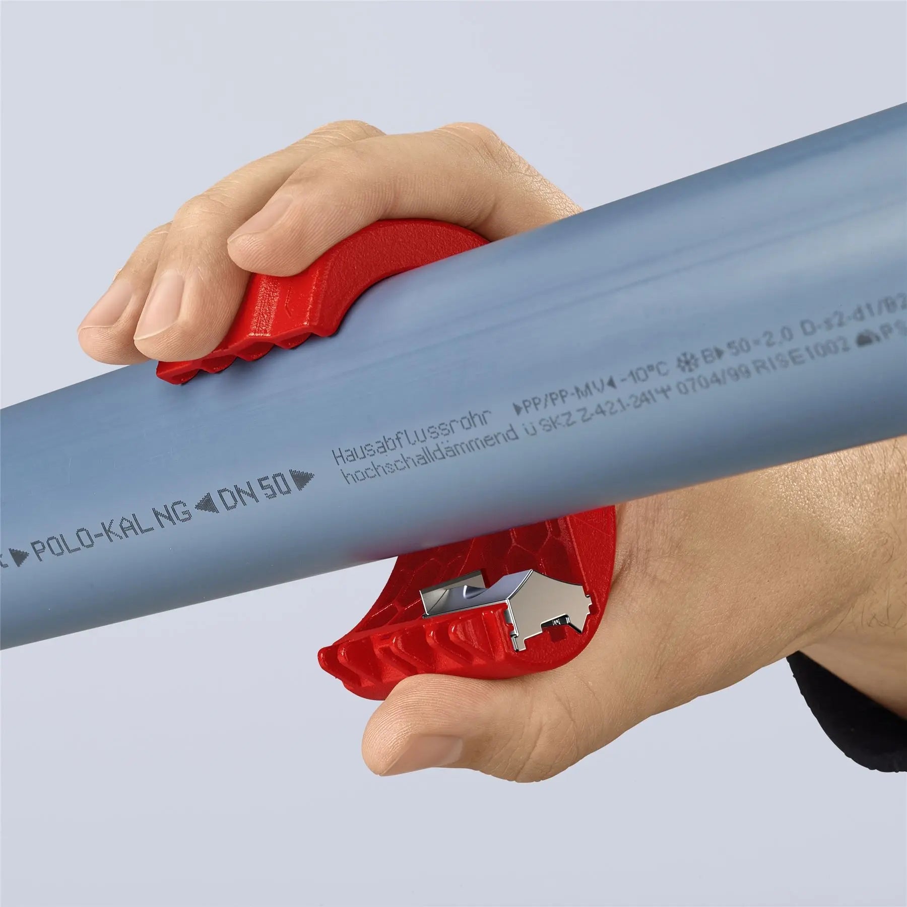 Knipex BIX Cutter for Plastic Pipes and Sealing Sleeves for 20-50mm Pipes 90 22 10 BK 