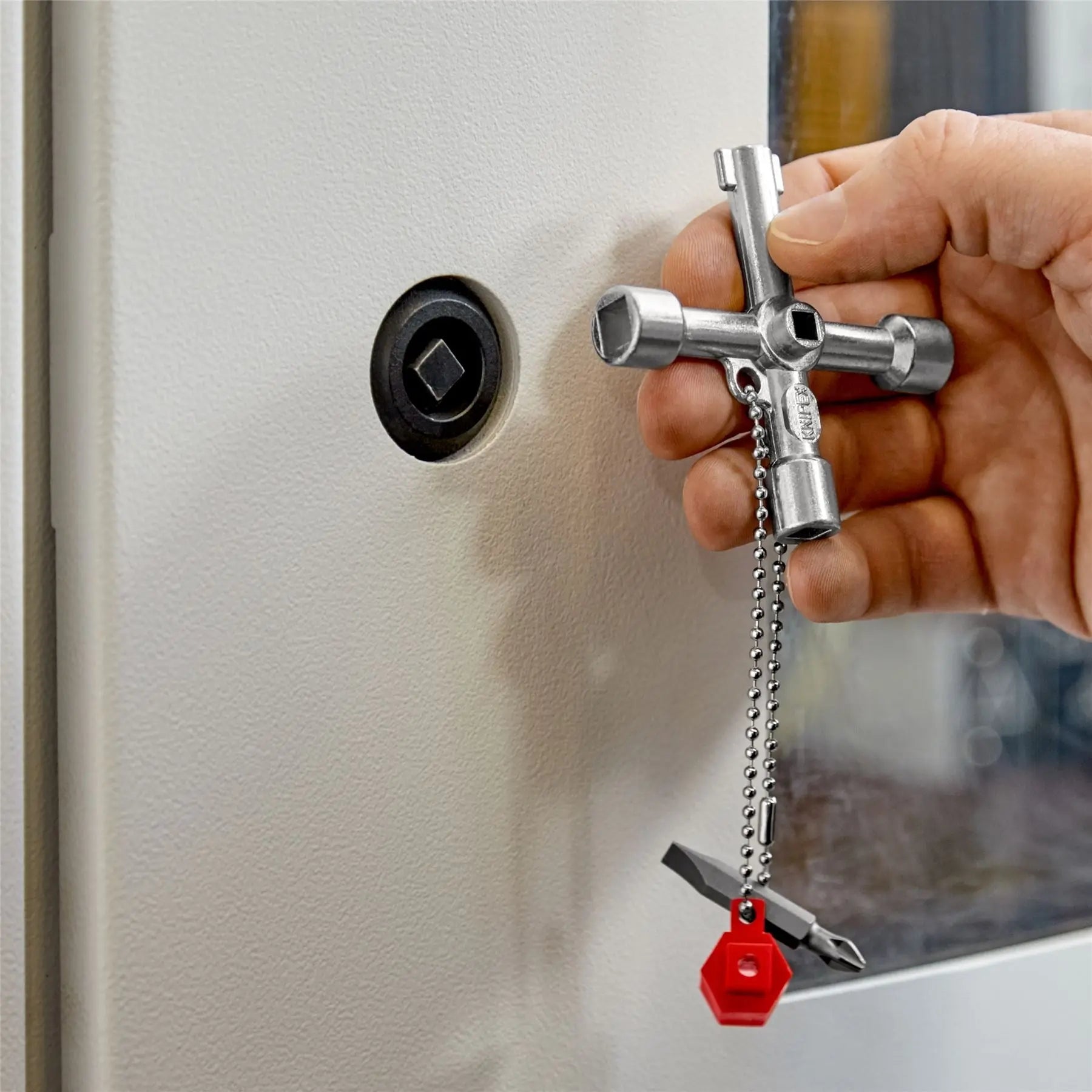 Knipex Control Cabinet Key for Standard Cabinets and Shut-Off Systems 76mm 00 11 03 
