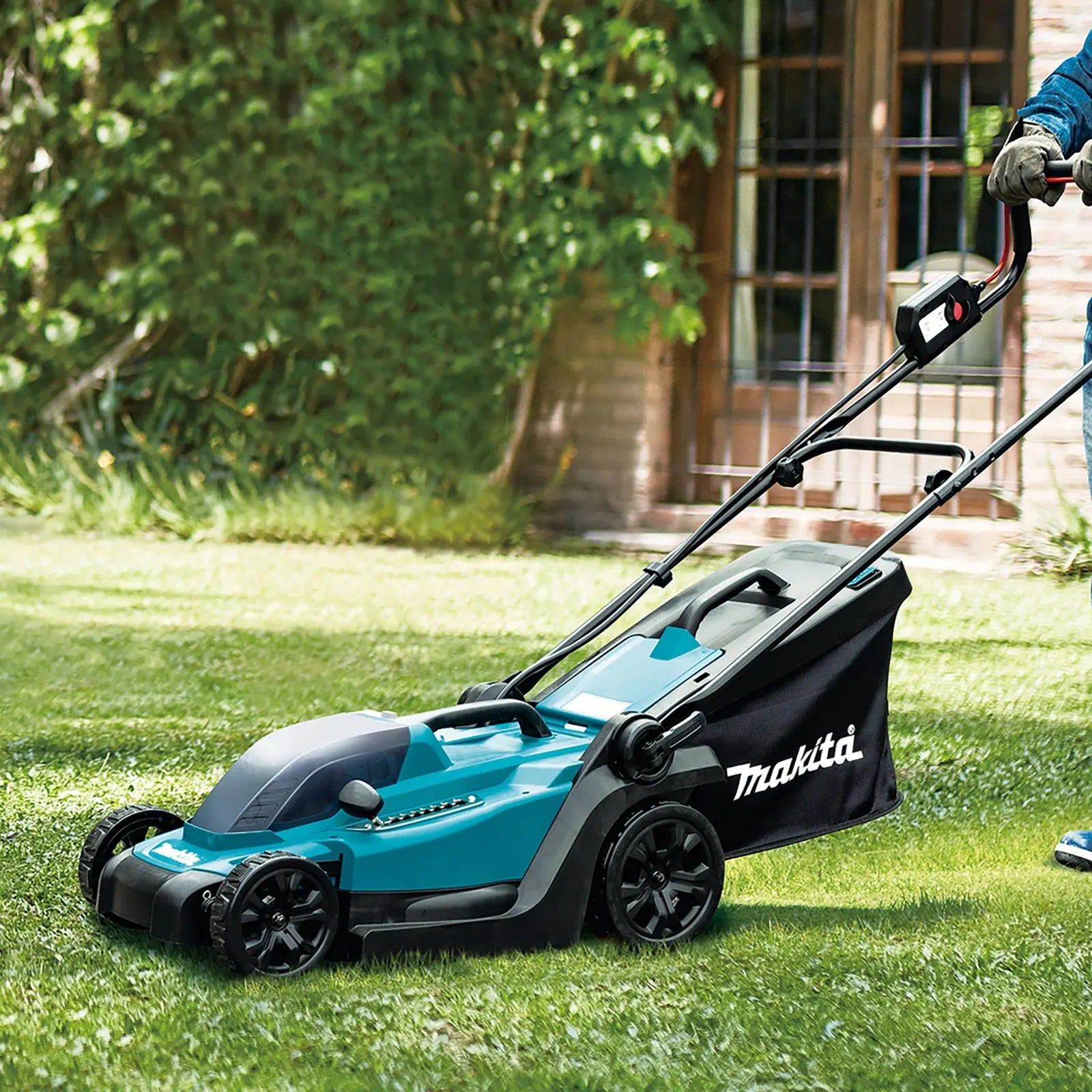 Makita 33cm Lawn Mower 18V LXT Li-ion Cordless Garden Grass Outdoor Bare Unit Body Only DLM330Z  White Rose Tools