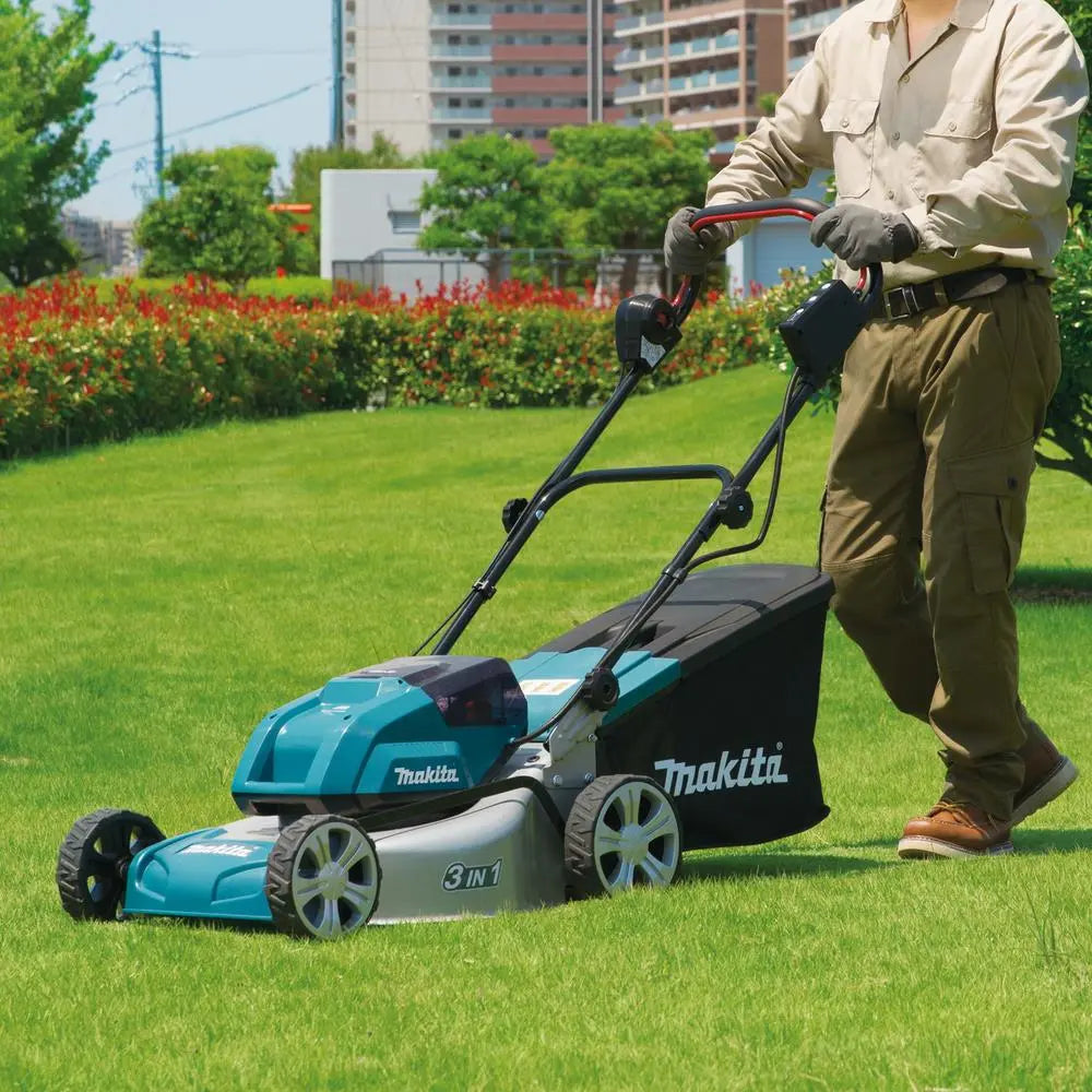 Makita 46cm Lawn Mower Kit Twin 18V LXT Li-ion Cordless Garden Grass Outdoor 2 x 6Ah Battery and Dual Rapid Charger DLM460PG2  White Rose Tools