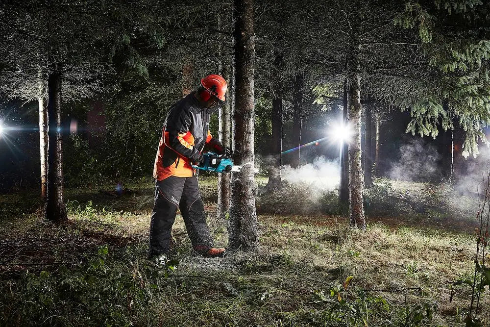 Makita Chainsaw Kit Heavy Duty 35cm 14" 18V x 2 LXT Brushless Cordless 2 x 5Ah Battery and Dual Rapid Charger Garden Tree Cutting Pruning DUC353PT2  White Rose Tools