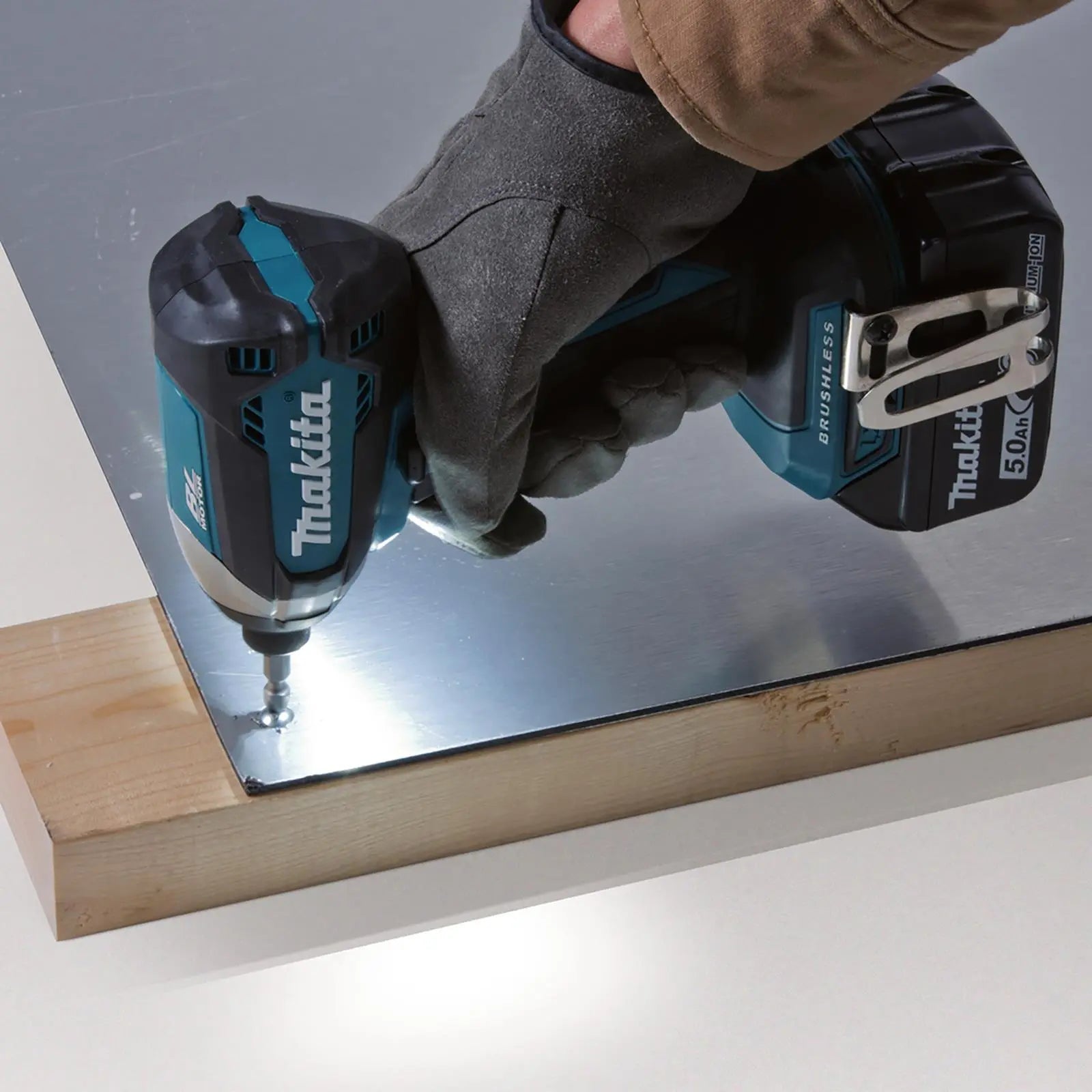Makita Impact Driver 1/4" Hex 18V LXT Brushless Cordless 170Nm DTD153Z Body Only  White Rose Tools