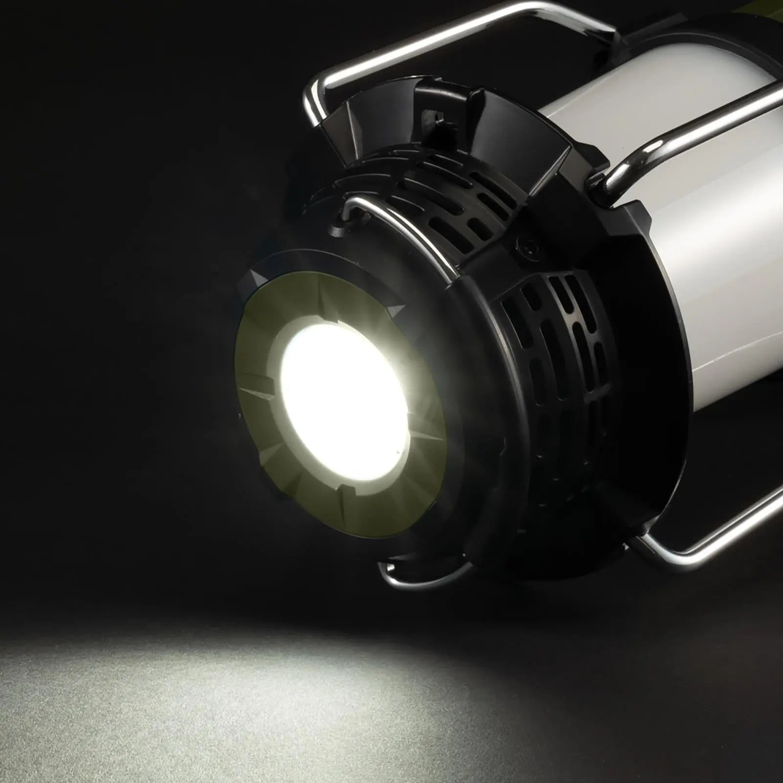 Makita Lantern Radio Job Site Light Lamp DAB+ Bluetooth Cordless LXT DMR056 Body Only  White Rose Tools