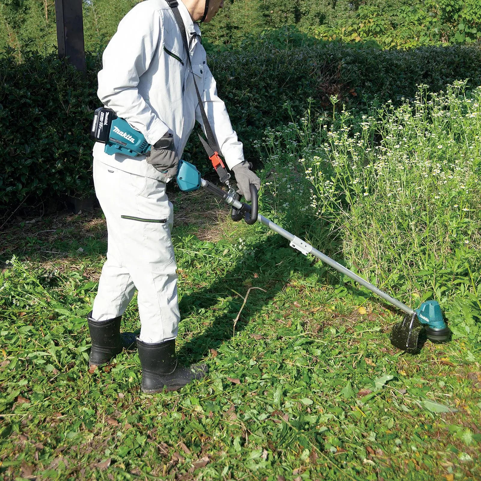 Makita Line Trimmer Strimmer 18V LXT Brushless Cordless Garden Lawn Strimming 5Ah Bare Unit Body Only DUR192LZ  White Rose Tools
