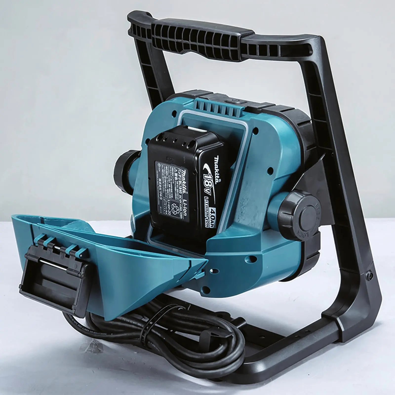 Makita Site Light Worklight Lamp LED 240V 18V LXT Corded Cordless DML805/2  White Rose Tools