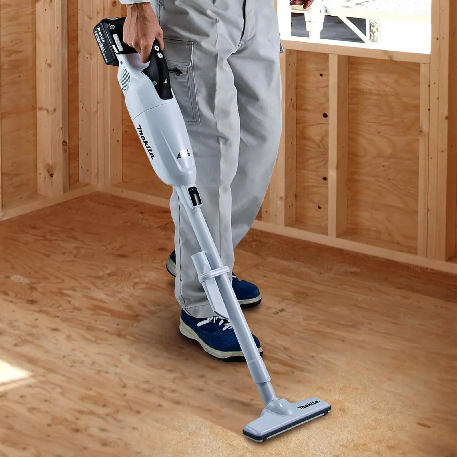 Makita Vacuum Cleaner 18V LXT Brushless Cordless 750ml White DCL280FZW Body Only  White Rose Tools