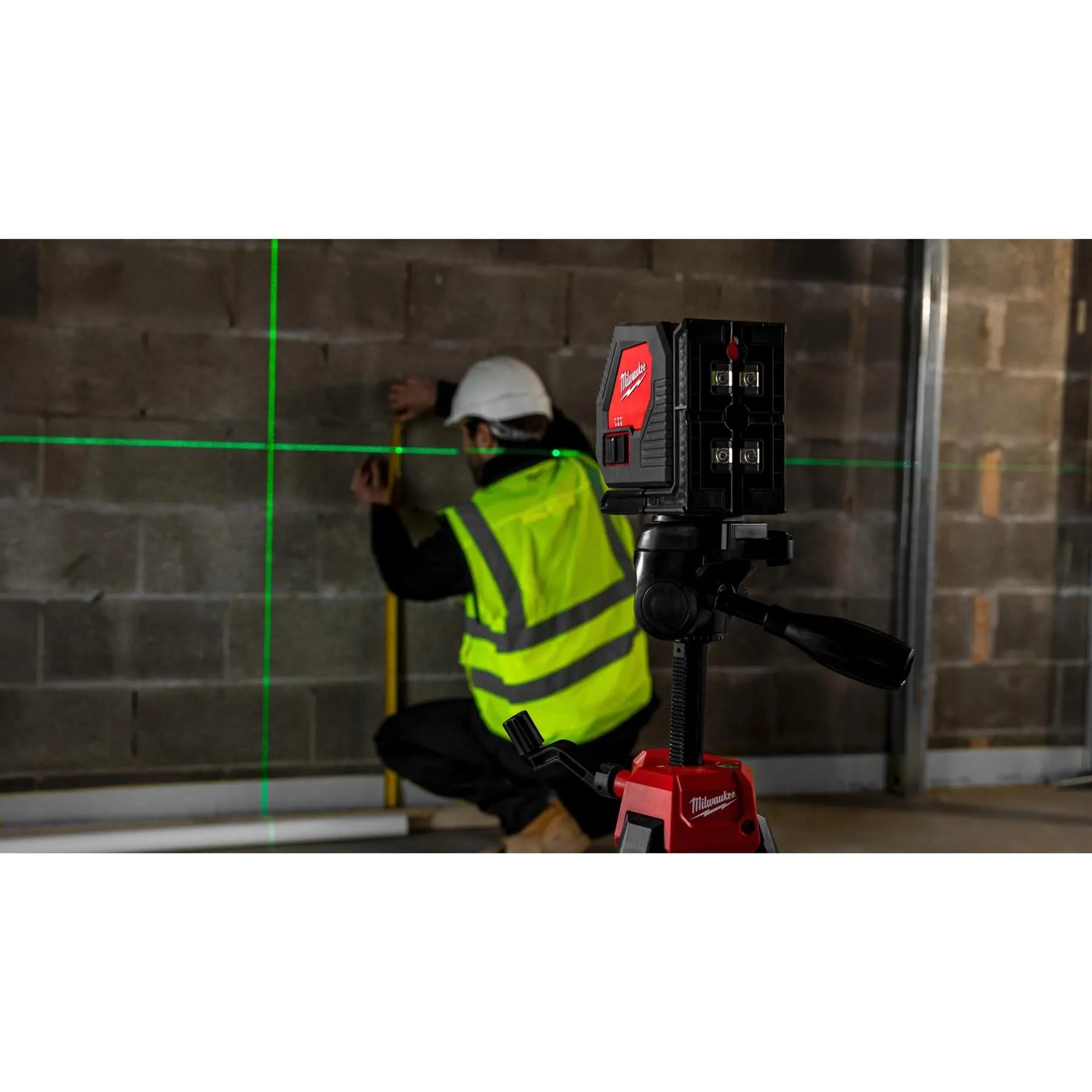 Milwaukee Alkaline Green Cross Line Laser Level CLL-C  White Rose Tools