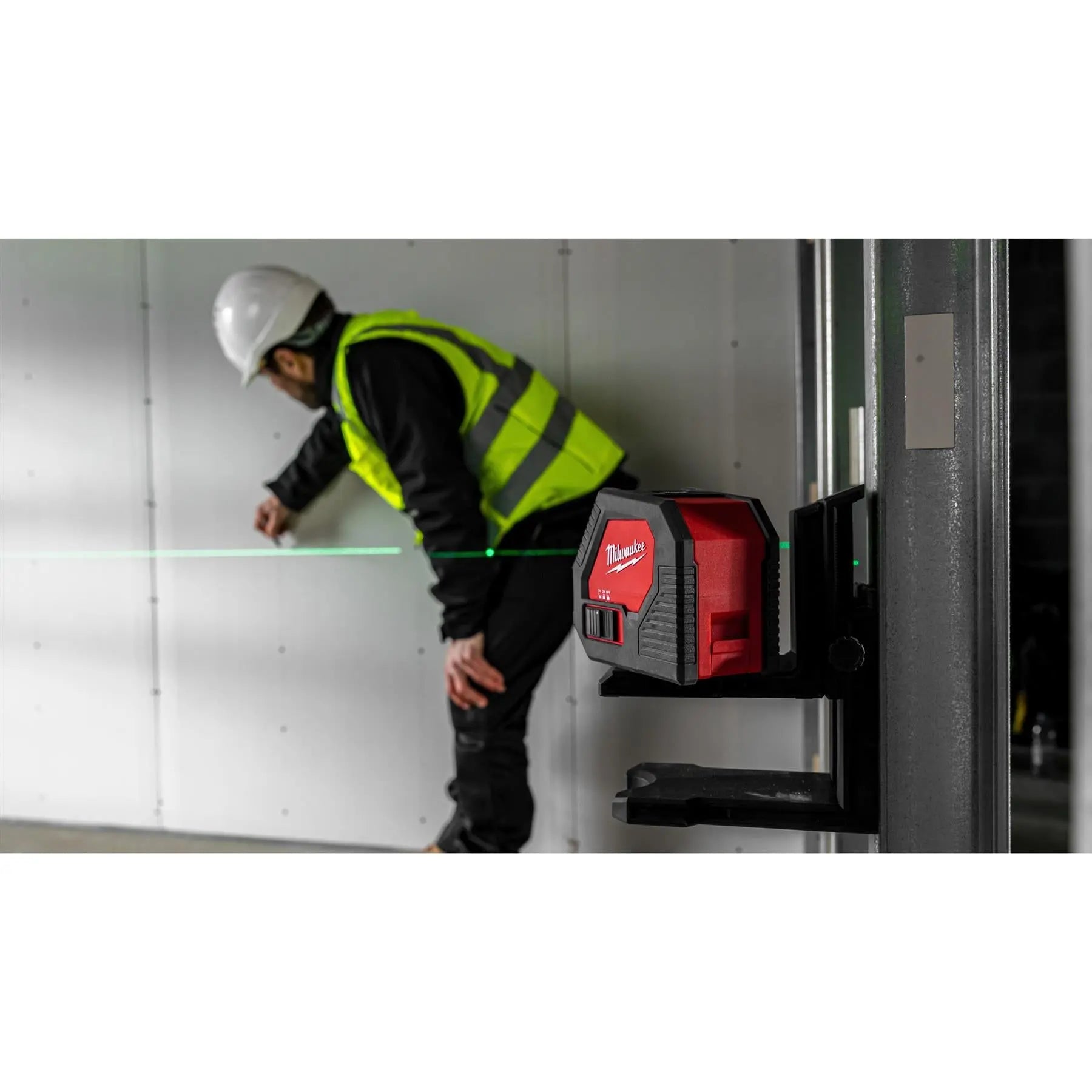 Milwaukee Alkaline Green Cross Line Laser Level CLL-C  White Rose Tools