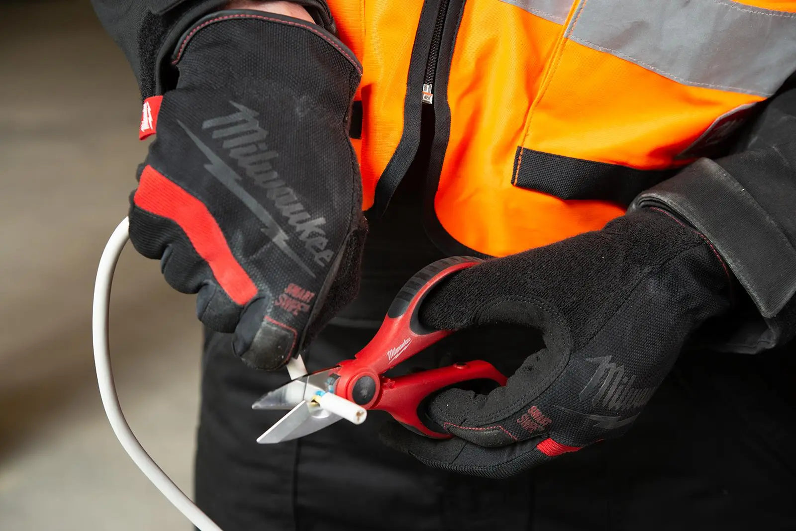 Milwaukee Electrician Scissor with Tool Holder Belt Pouch 