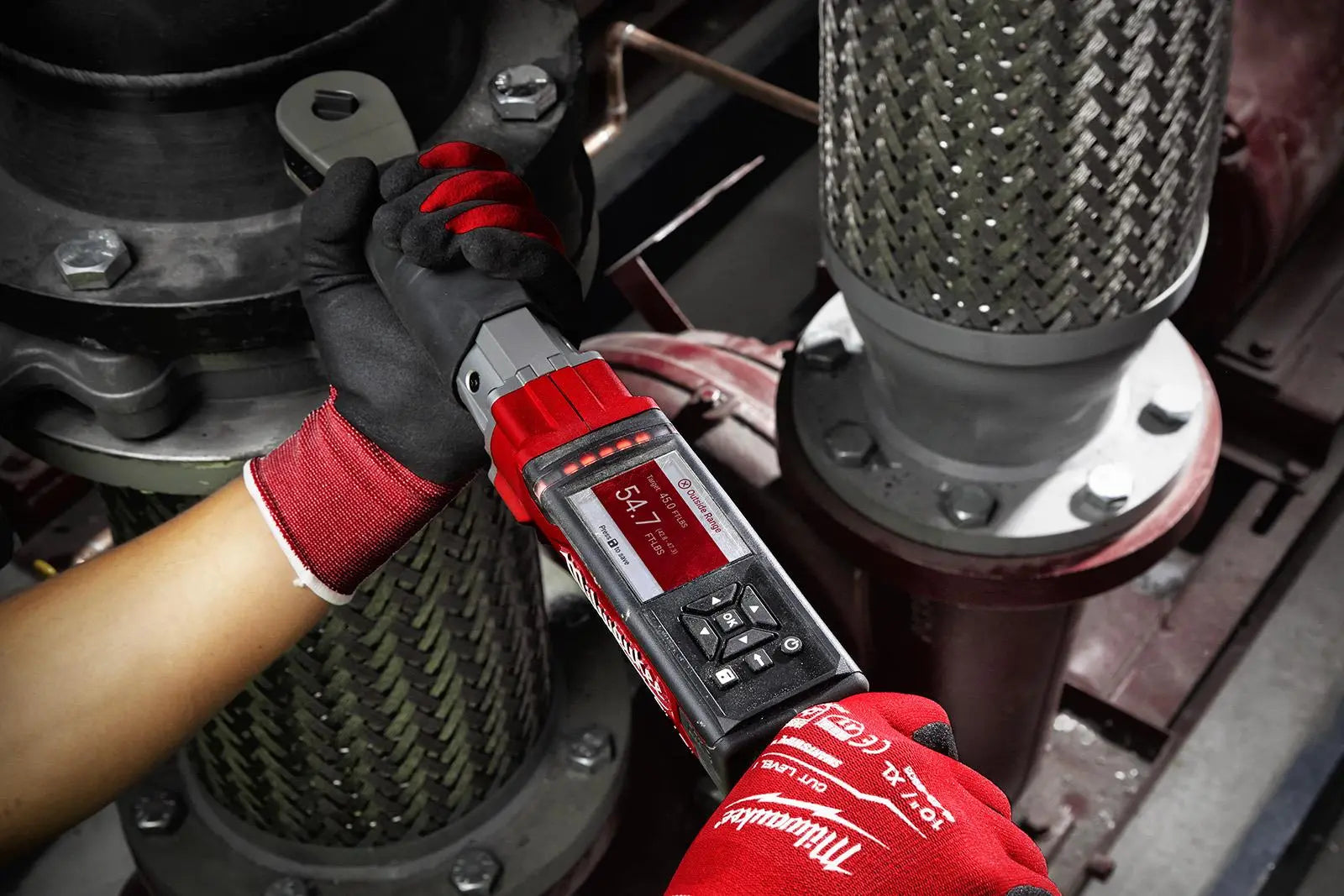 Milwaukee M12 FUEL 1/2" Digital Torque Wrench Kit One-Key 12V M12ONEFTR12-201C  White Rose Tools