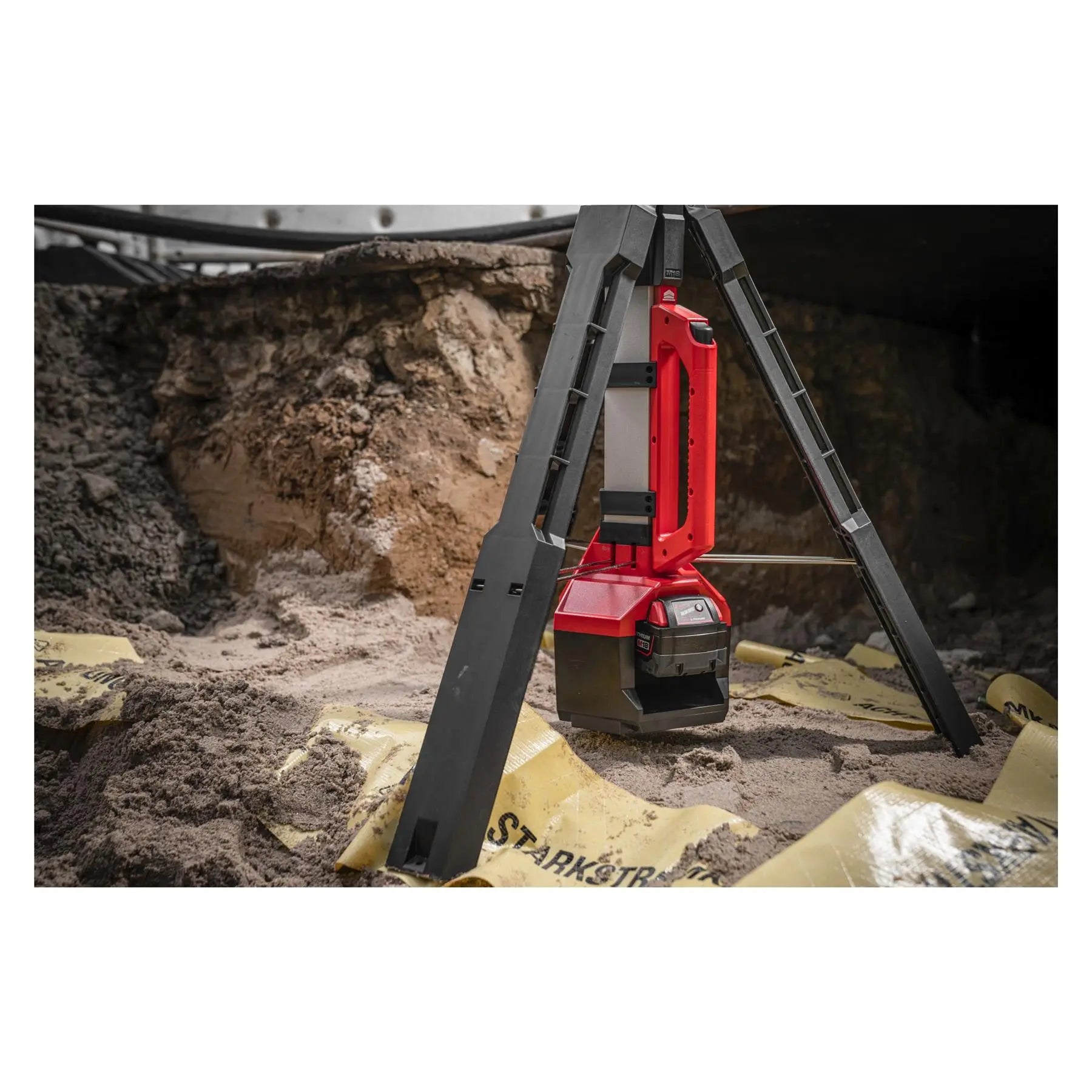 Milwaukee M18 18V LED Stand Light TRUEVIEW High Definition Lighting 2800 Lumens Bare Unit M18SAL2-0  White Rose Tools