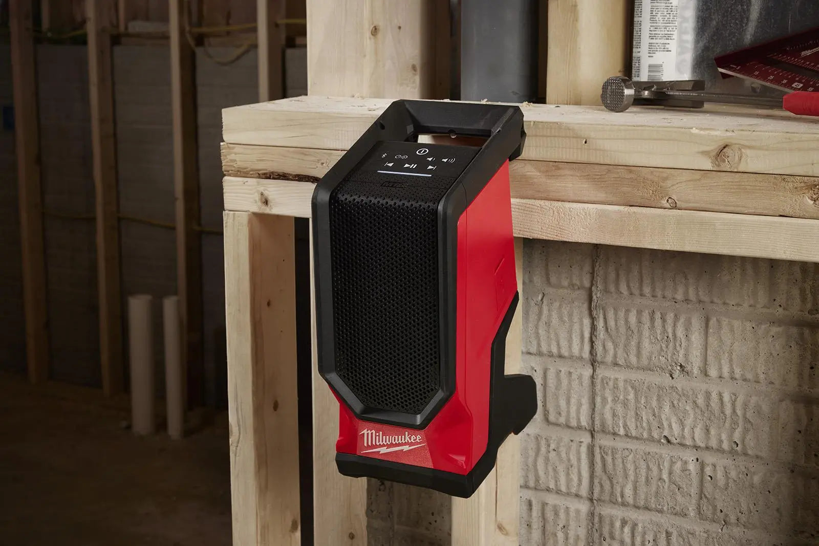 Milwaukee M18 Jobsite Bluetooth Speaker Body Only M18SPEJSG2-0  White Rose Tools
