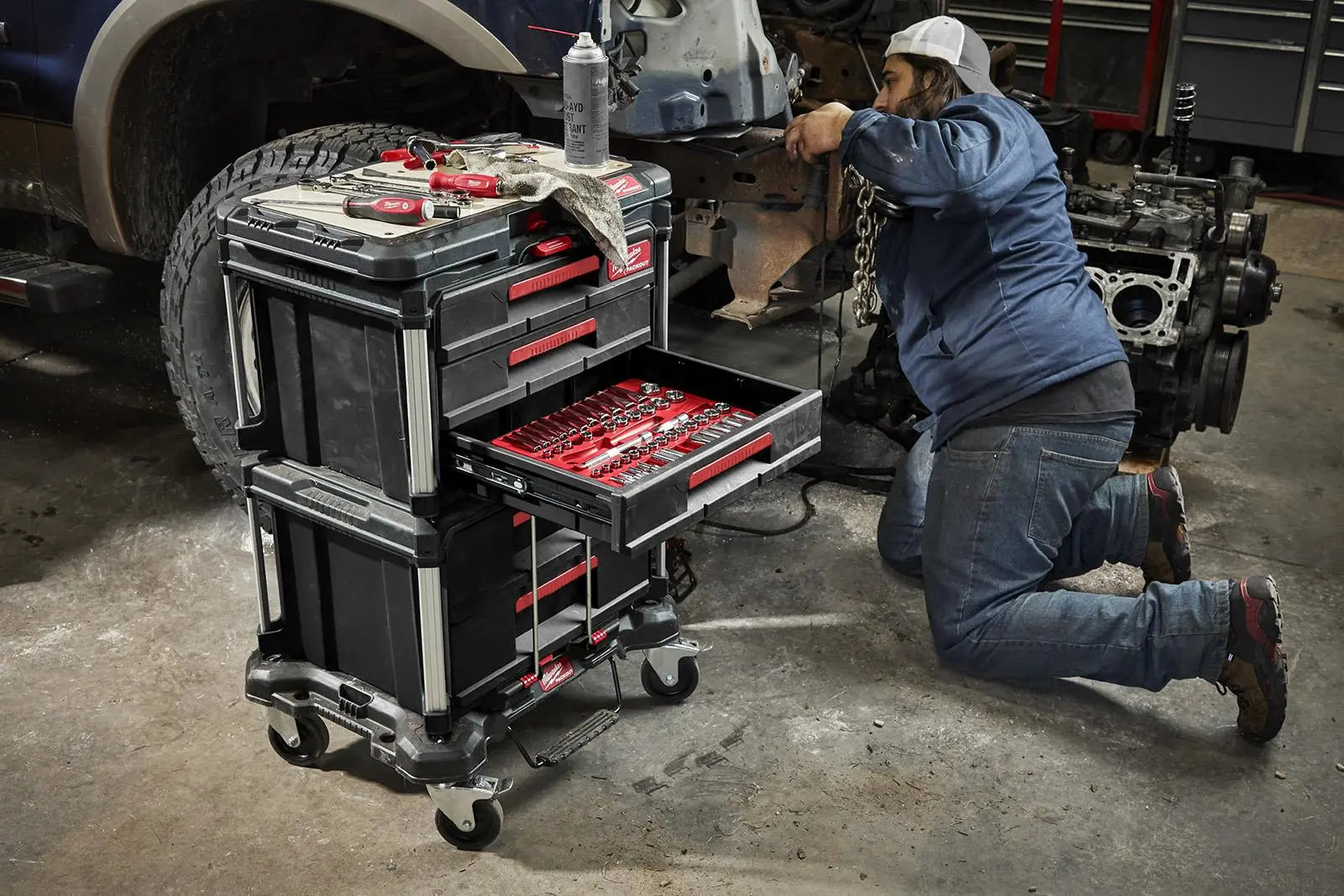 Milwaukee PACKOUT Transportation Kit Rolling Drawer Bundle  White Rose Tools