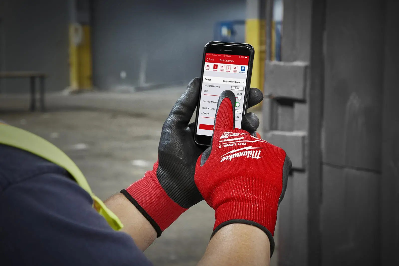Milwaukee Safety Gloves Cut Level 3/C Dipped Glove Size 10 / XL Extra Large 