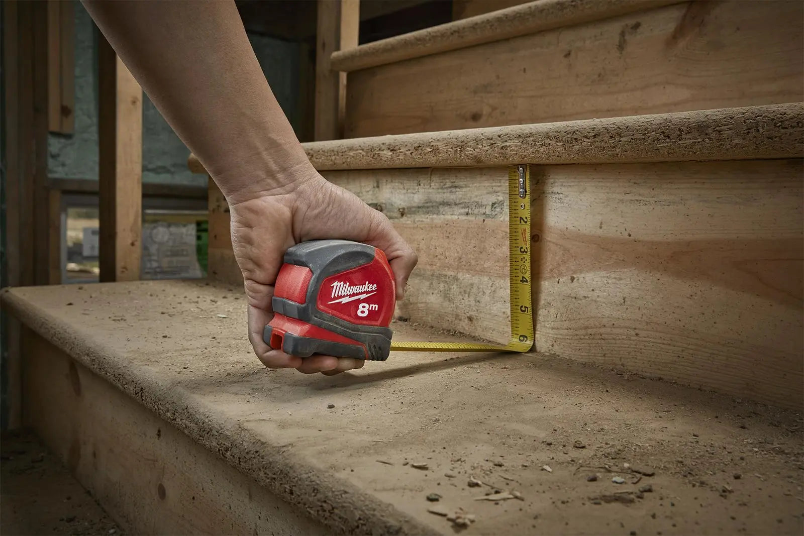 Milwaukee Tape Measure 8m Metric Pro Compact Pocket Tape 25mm Blade Width 