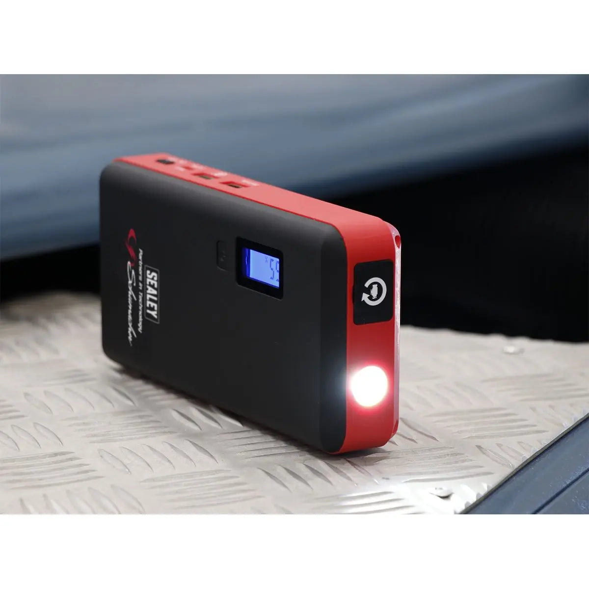 Schumacher Jump Starter Power Pack 800A Peak Power - Lithium 