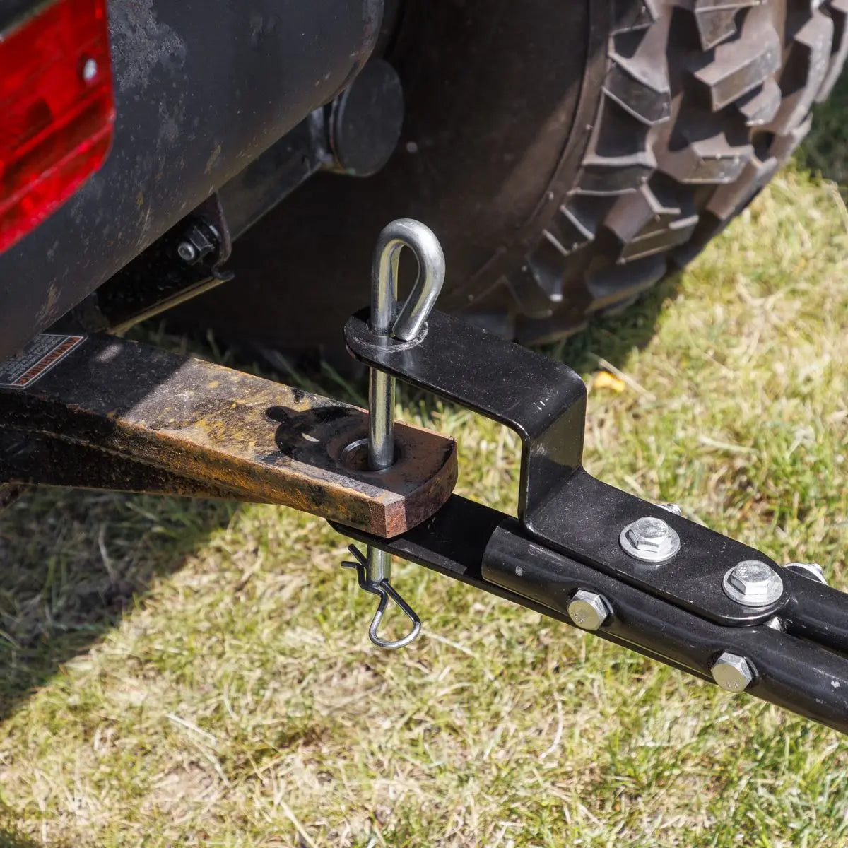 Sealey 42" Tow-Behind Lawn Sweeper  White Rose Tools