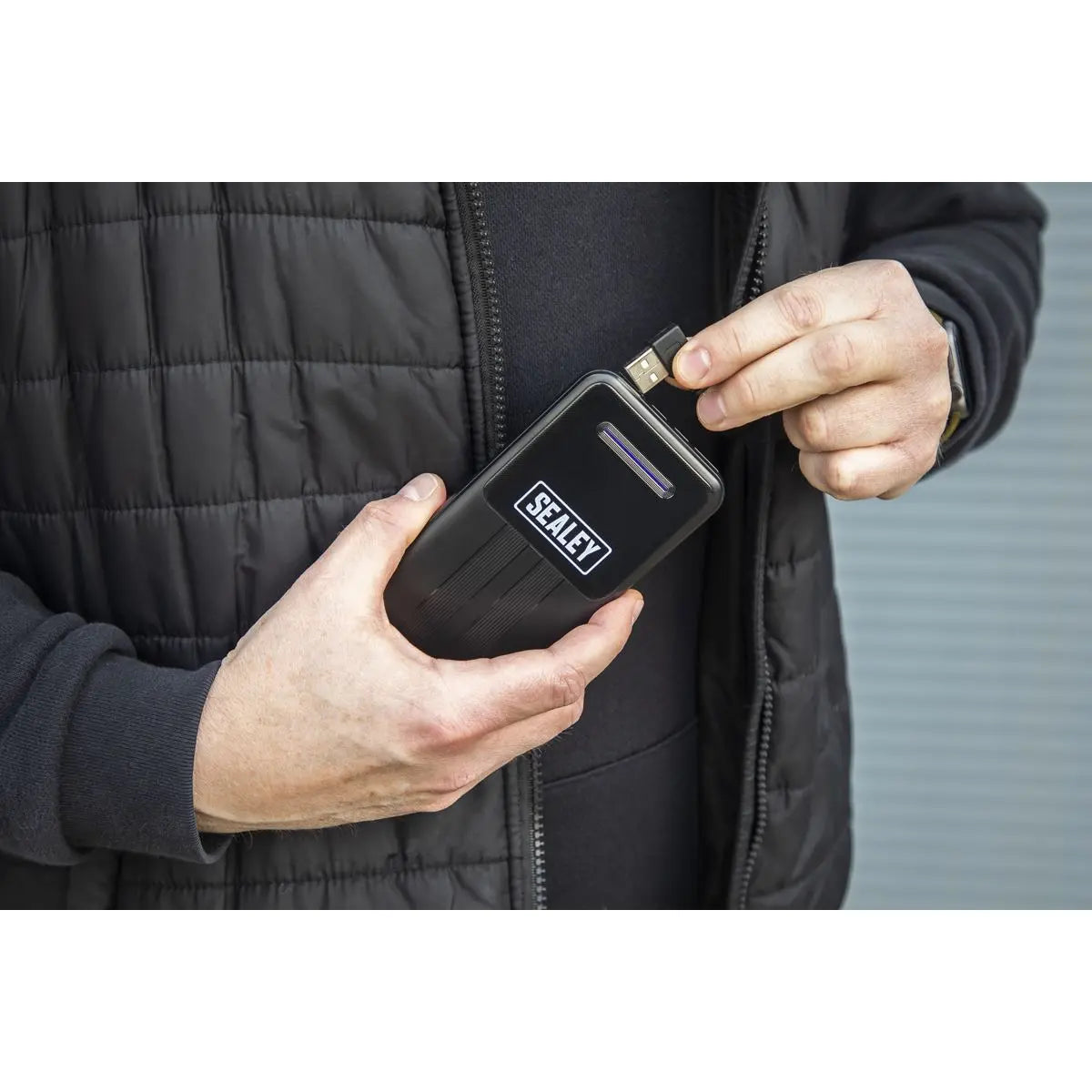 Sealey 5V Heated Puffy Gilet - 44" to 52" Chest with Power Bank 10Ah 