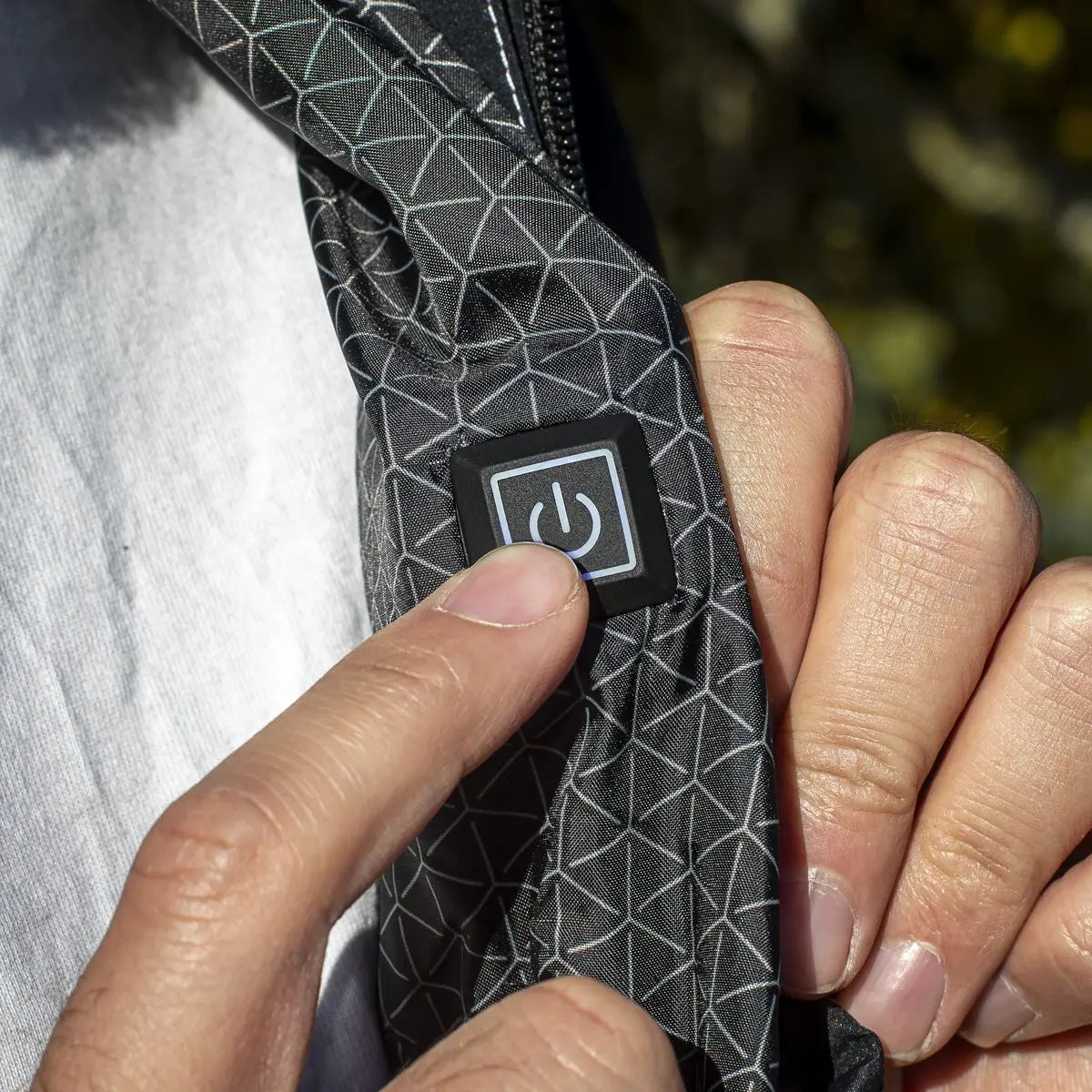 Sealey 5V Heated Rain Jacket with Power Bank 20Ah - Medium  White Rose Tools