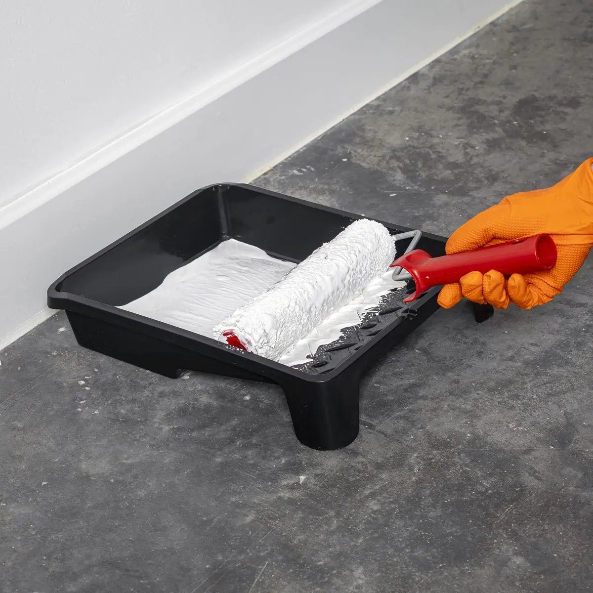 Sealey 9" Paint Roller with Tray  White Rose Tools