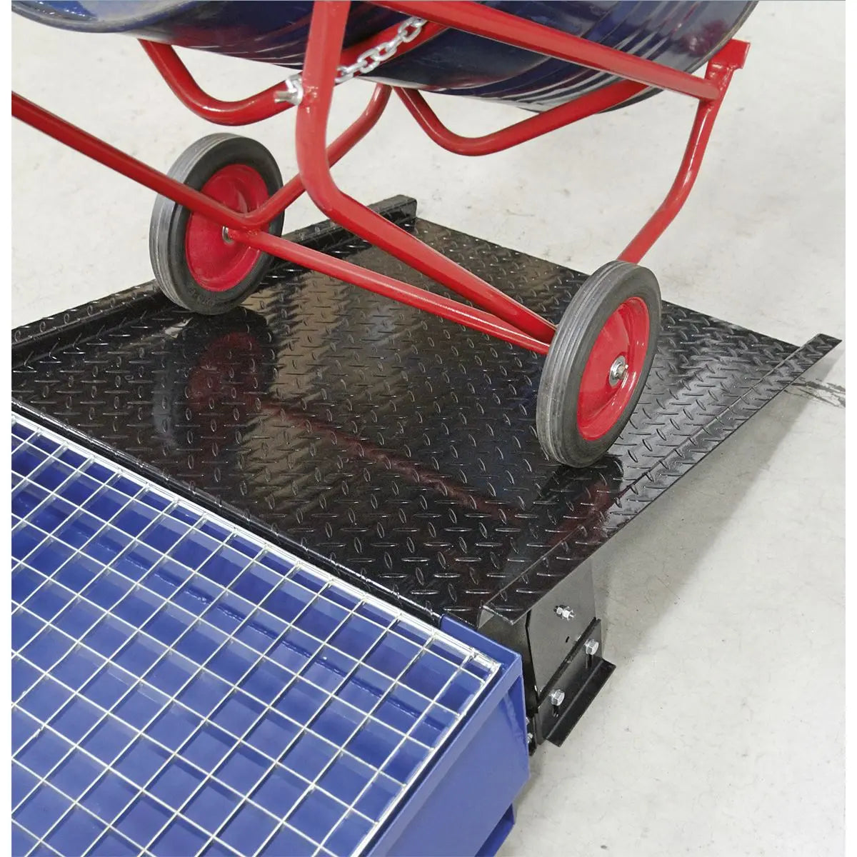 Sealey Adjustable Height Ramp for Barrel Bunds, Spill Pallets & Kerbs 
