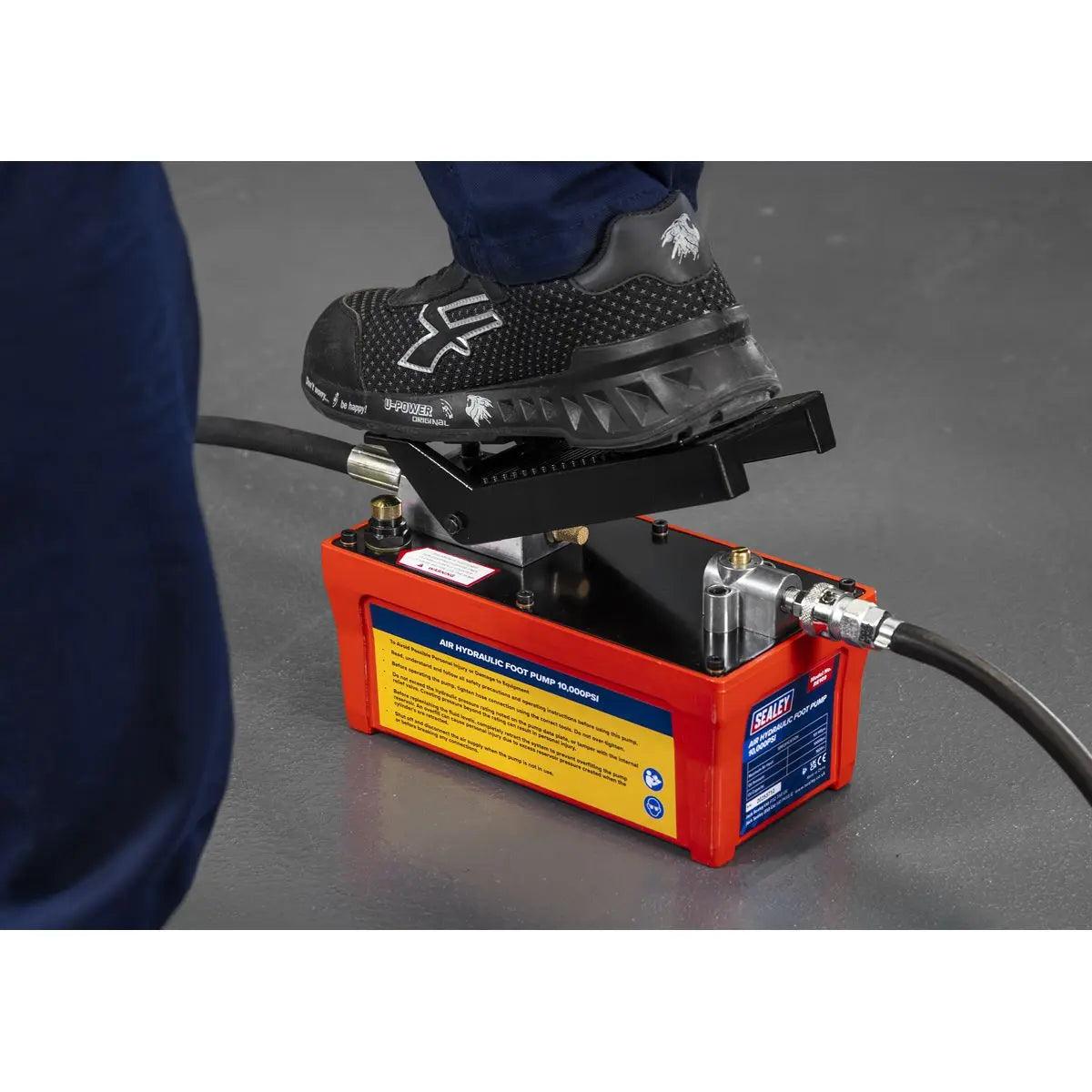 Sealey Air Hydraulic Foot Pump 10,000psi  White Rose Tools