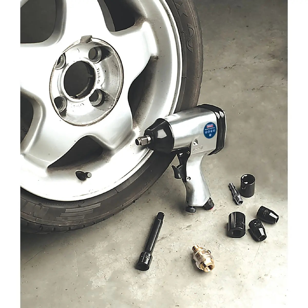 Sealey Air Impact Wrench Kit with Sockets 1/2"Sq Drive 