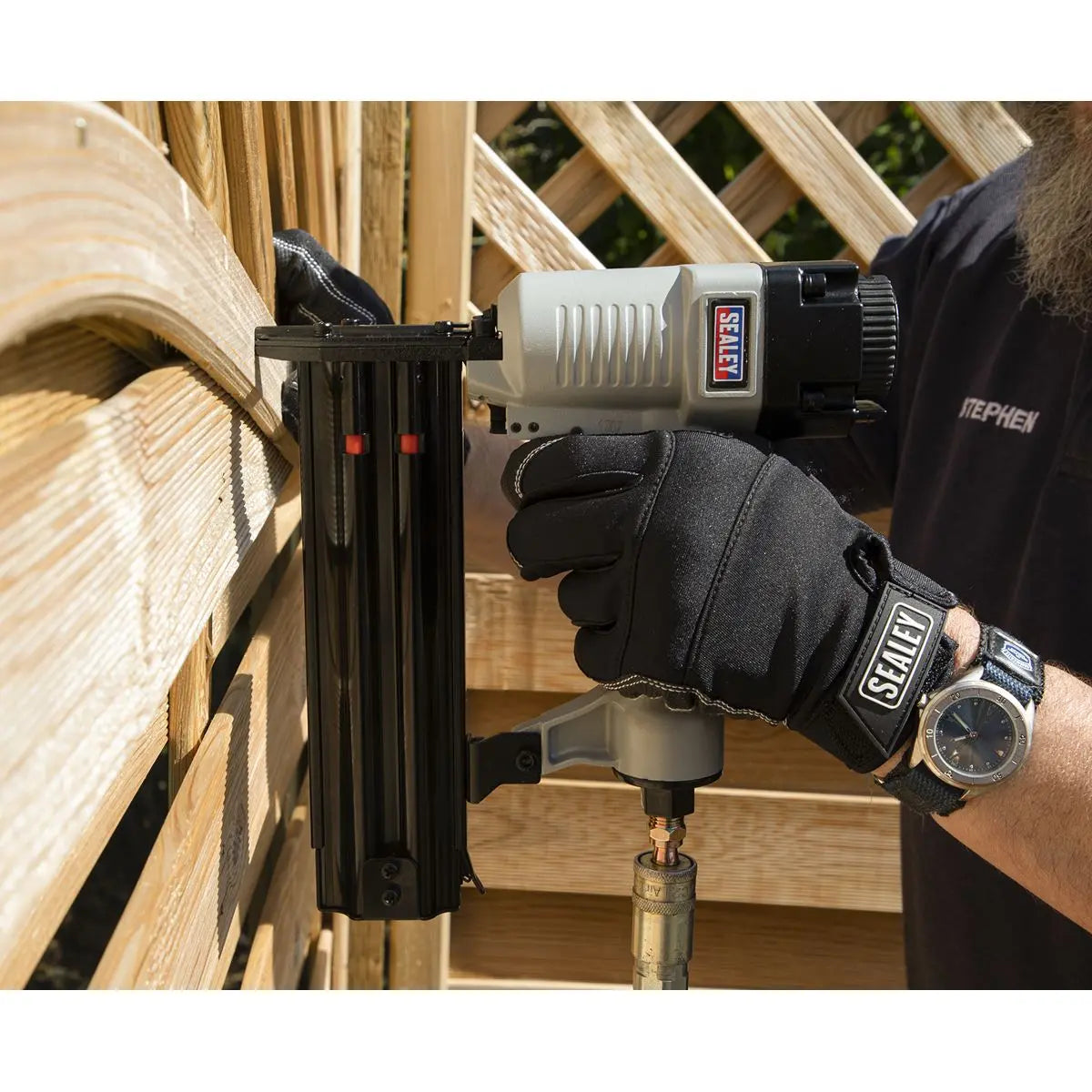 Sealey Air Nail Gun 15-50mm Capacity 1/4" BSP 18 Gauge Brad Nailer 