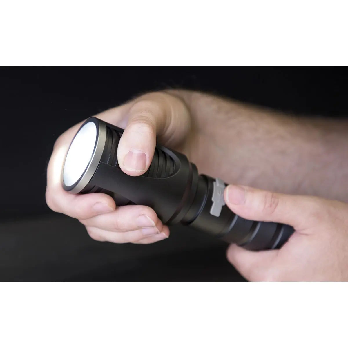 Sealey Aluminium Torch 60W COB LED Adjustable Focus Rechargeable 4000 Lumens 