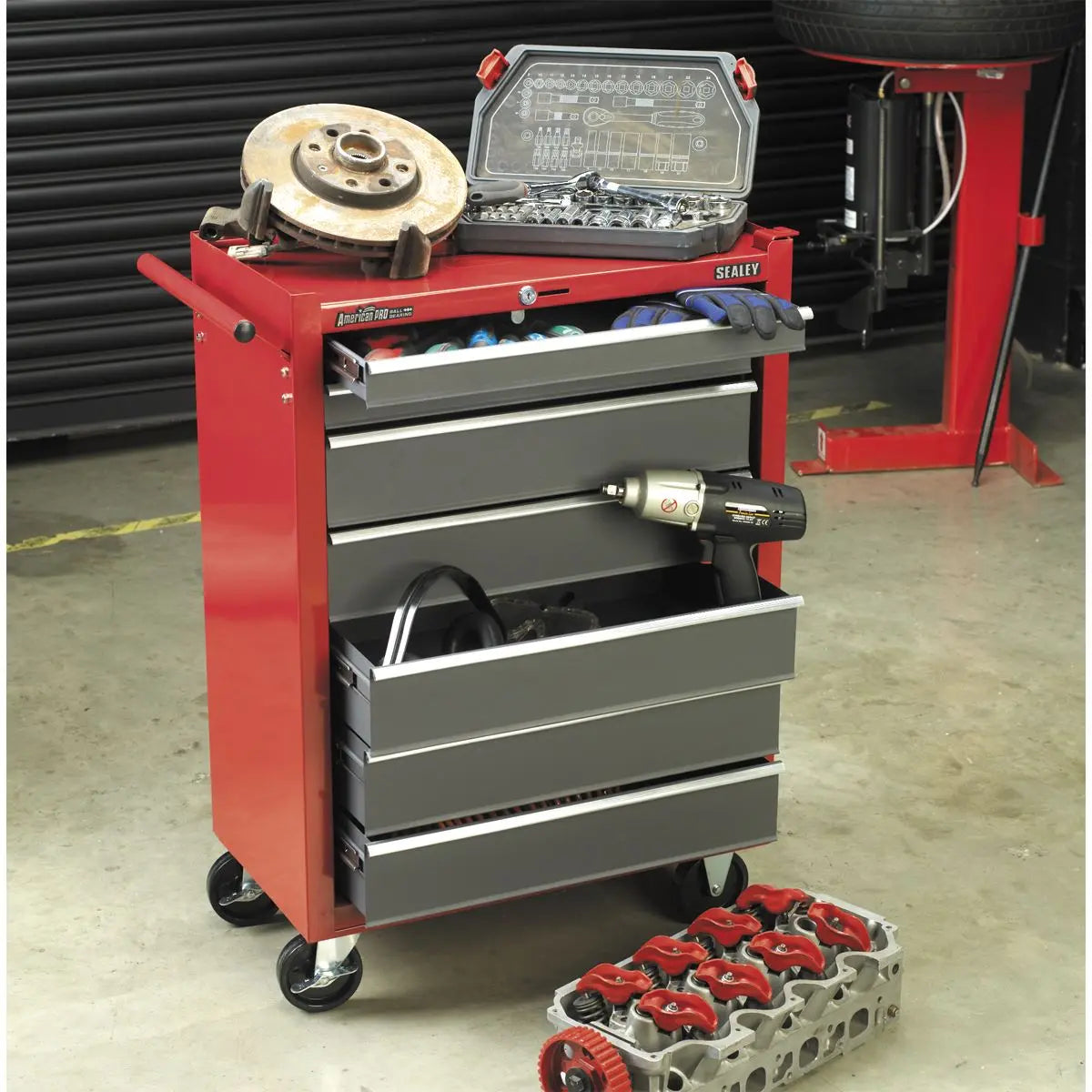 Sealey American Pro Rollcab 7 Drawer with Ball-Bearing Slides - Red/Grey 