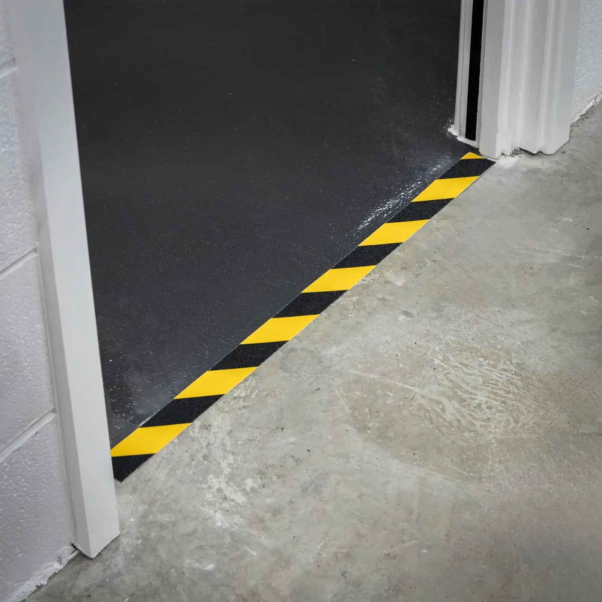 Sealey Anti-Slip Tape Self-Adhesive Black Yellow 50mm x 18m 