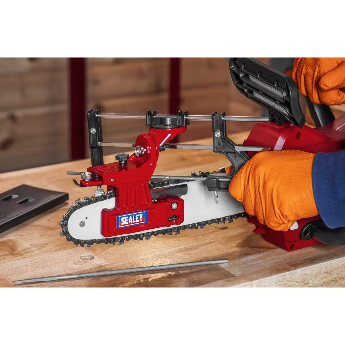 Sealey Bar Mounted Chainsaw Chain Sharpening Guide  White Rose Tools