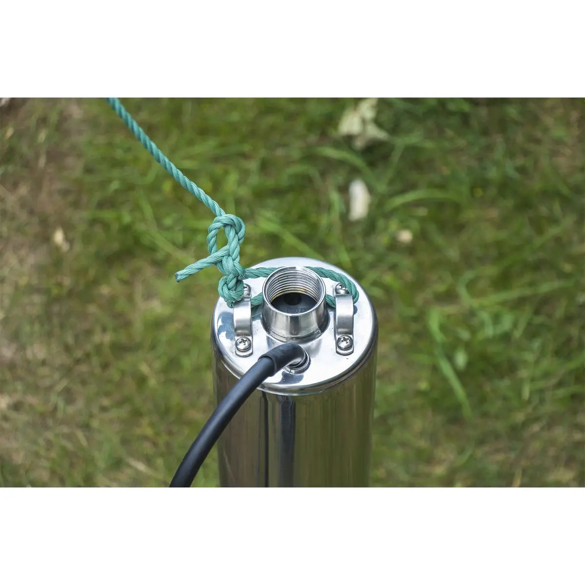Sealey Borehole/Deep Well Pump 55m Head 9-Stage 230V 