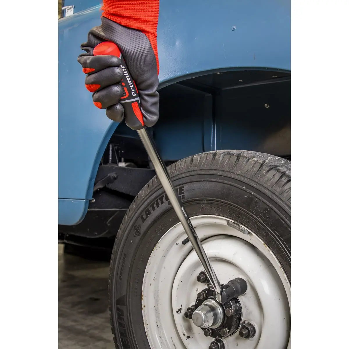 Sealey Breaker Bar 600mm 1/2" Drive Red Premier Wheel Wrench Cracker Knuckle 