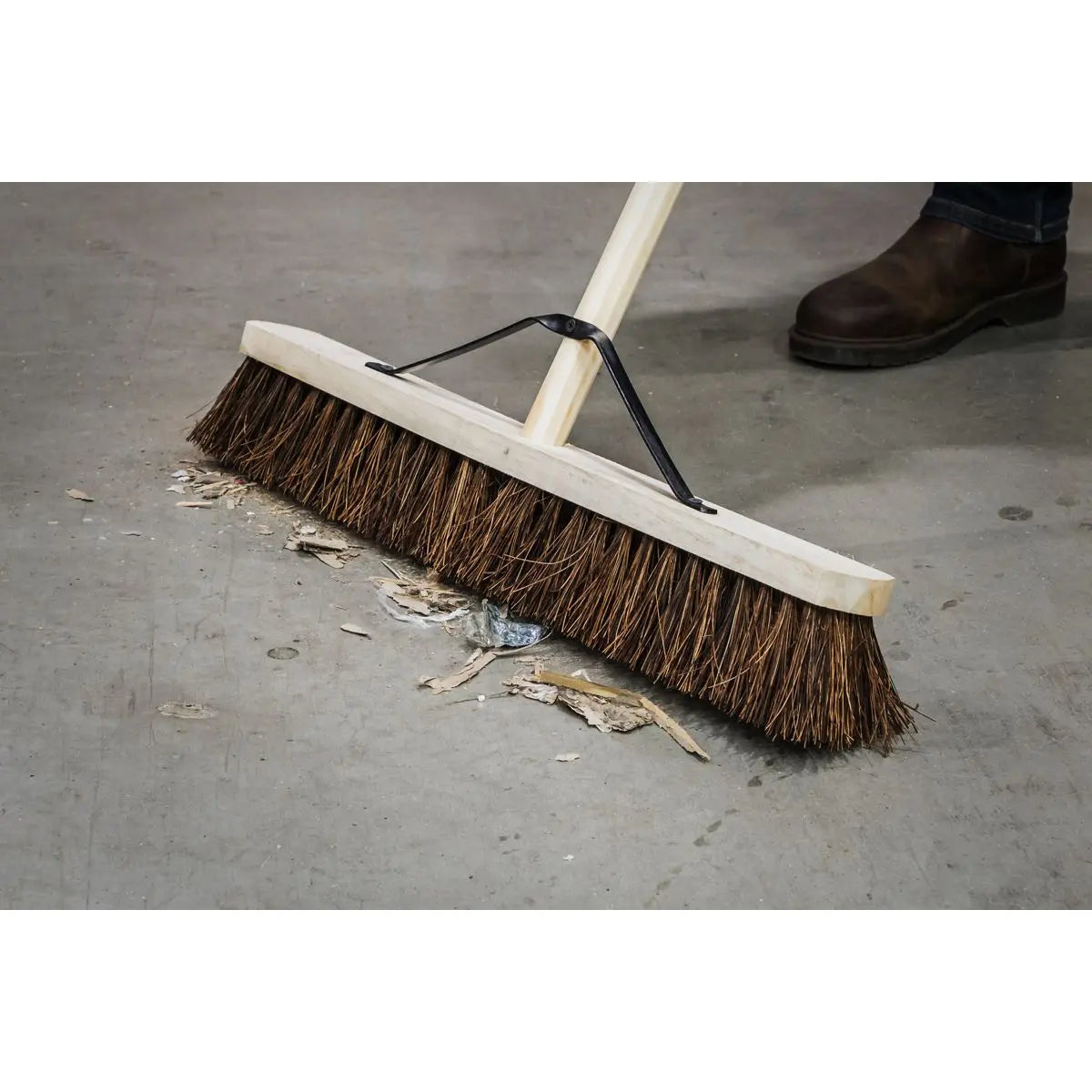 Sealey Broom 24"(600mm) Stiff/Hard Bristle 