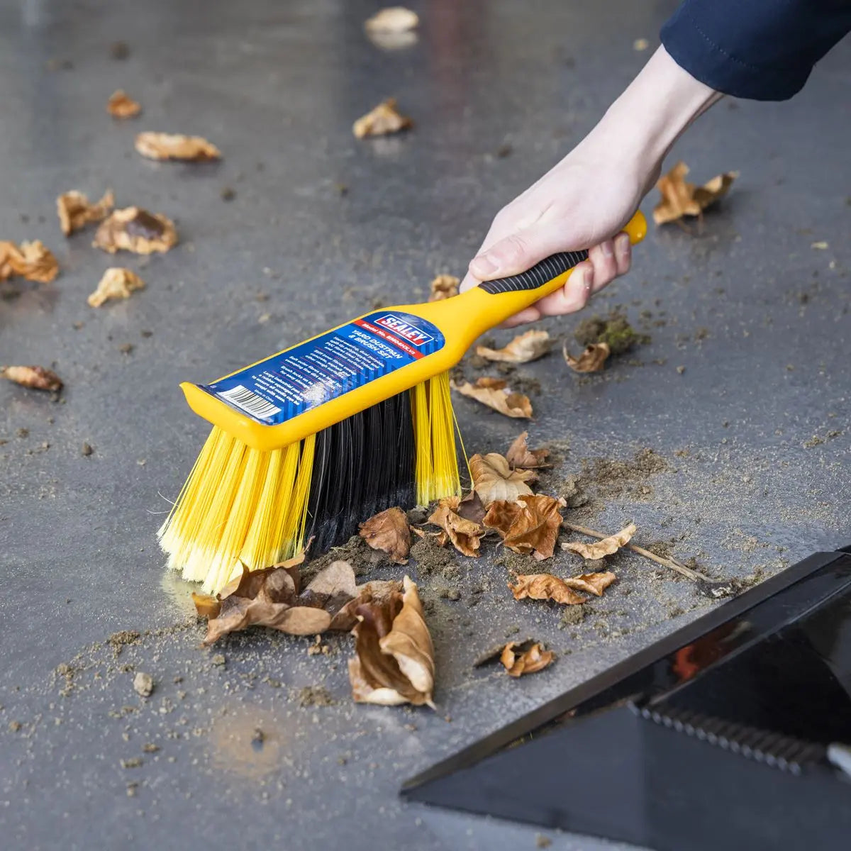 Sealey Bulldozer Yard Dustpan & Brush Set 