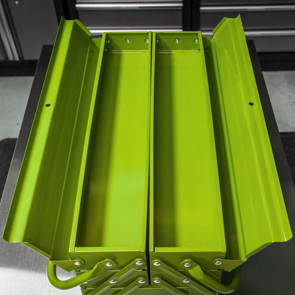 Sealey Cantilever Toolbox 4 Tray 530mm Green 