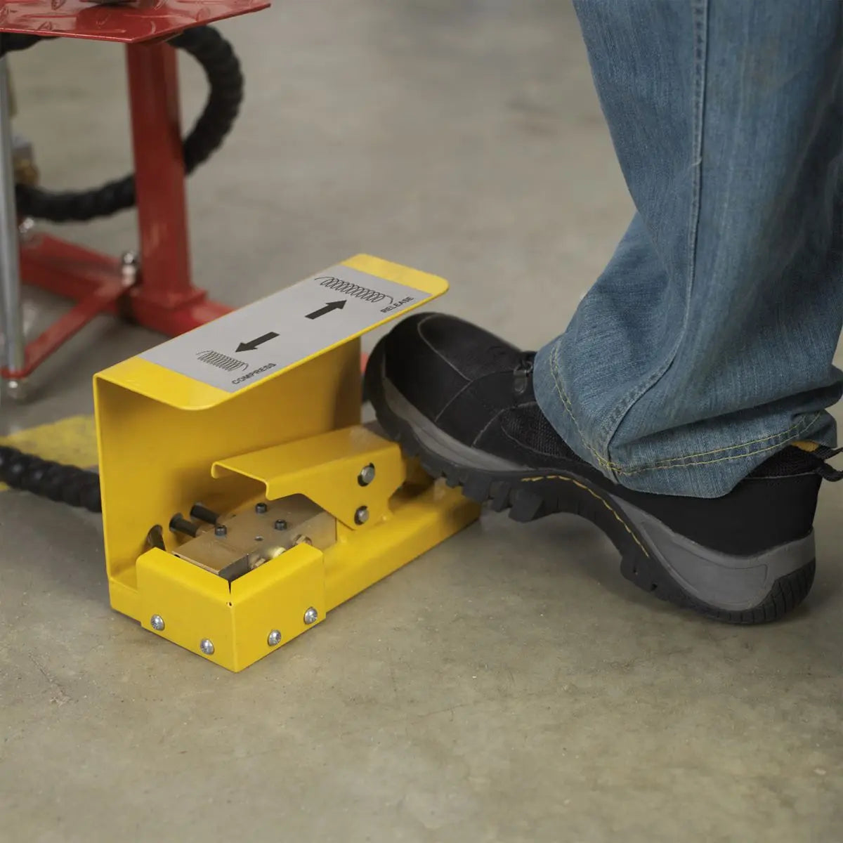 Sealey Coil Spring Compressor - Air Operated 1000kg 