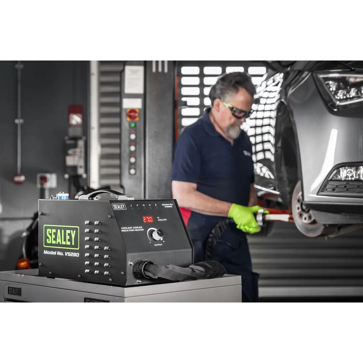 Sealey Coolant Cooled Induction Heater 3700W  White Rose Tools