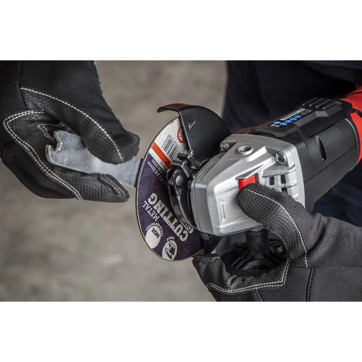 Sealey Cordless Angle Grinder Kit Ø115mm 20V 4Ah SV20 Series - 2 Batteries 