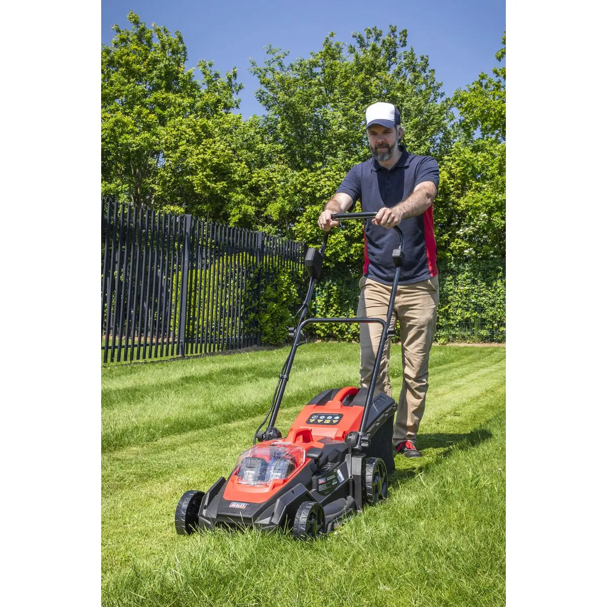 Sealey Cordless Lawn Mower Kit 40V 4Ah SV20 Series 40cm  White Rose Tools