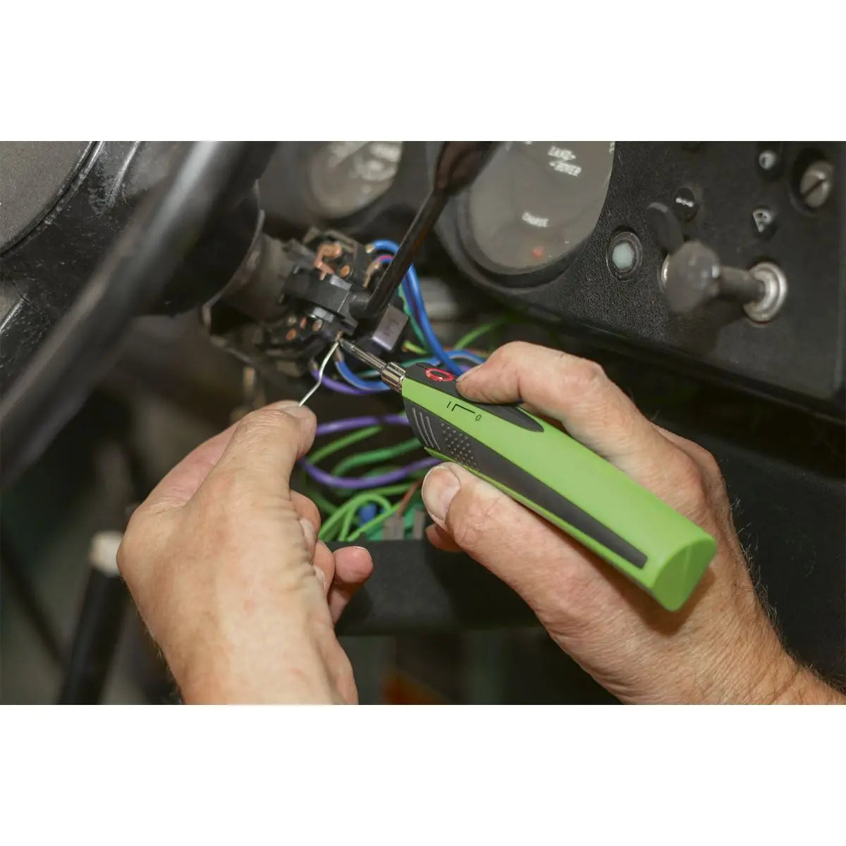 Sealey Cordless Soldering Iron Rechargable 3.7V Lithium-ion 510°C Welding 